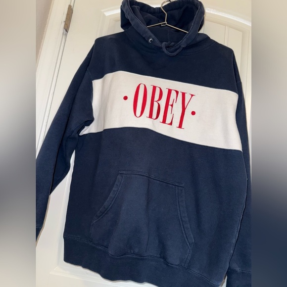 Obey Navy & Cream Hoodie With Red Logo Print Size medium - Picture 9 of 12